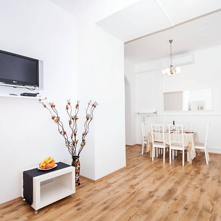 Like Home - City Center - Style Apartment Budapest Luaran gambar