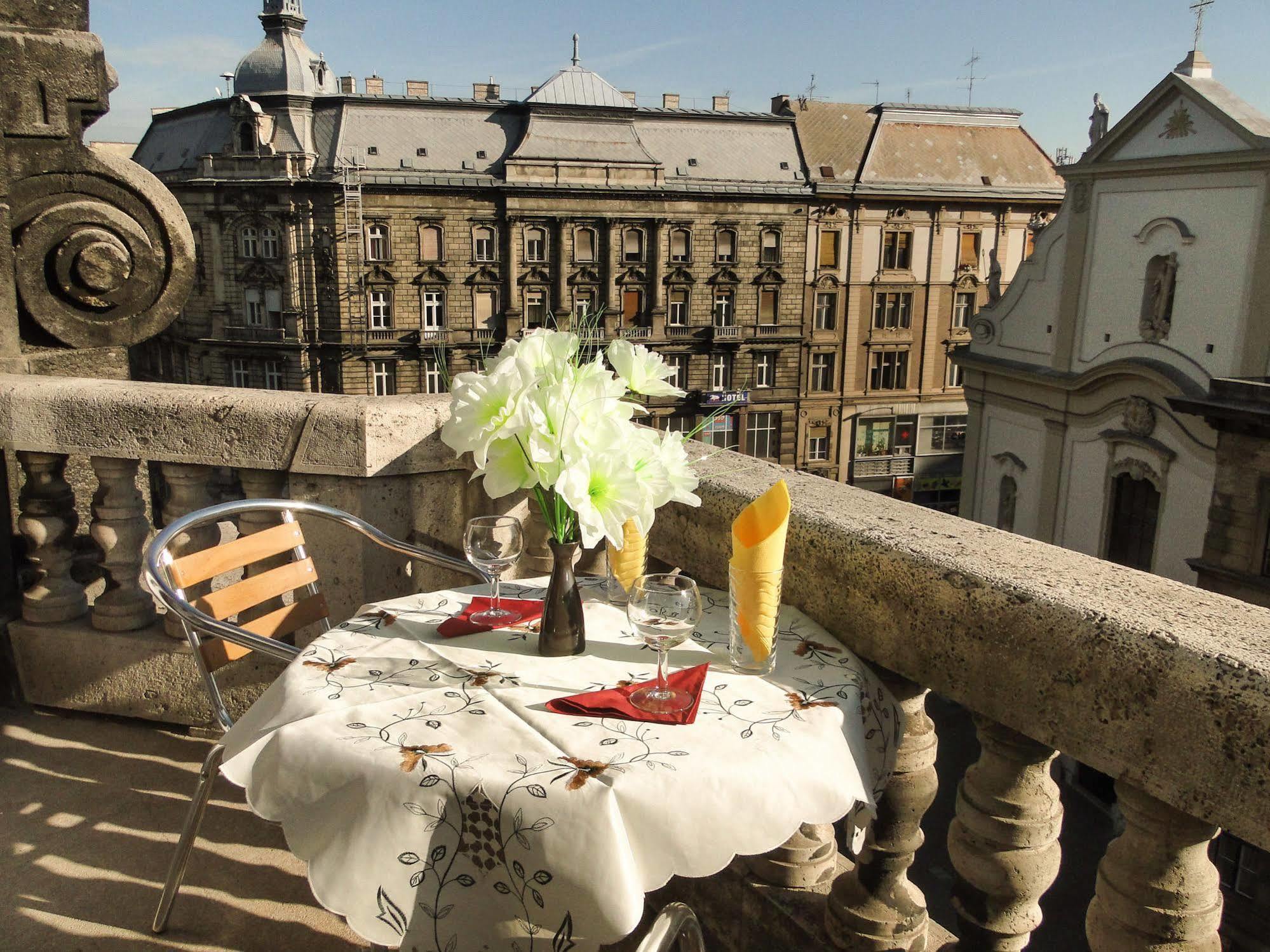 Like Home - City Center - Style Apartment Budapest Luaran gambar