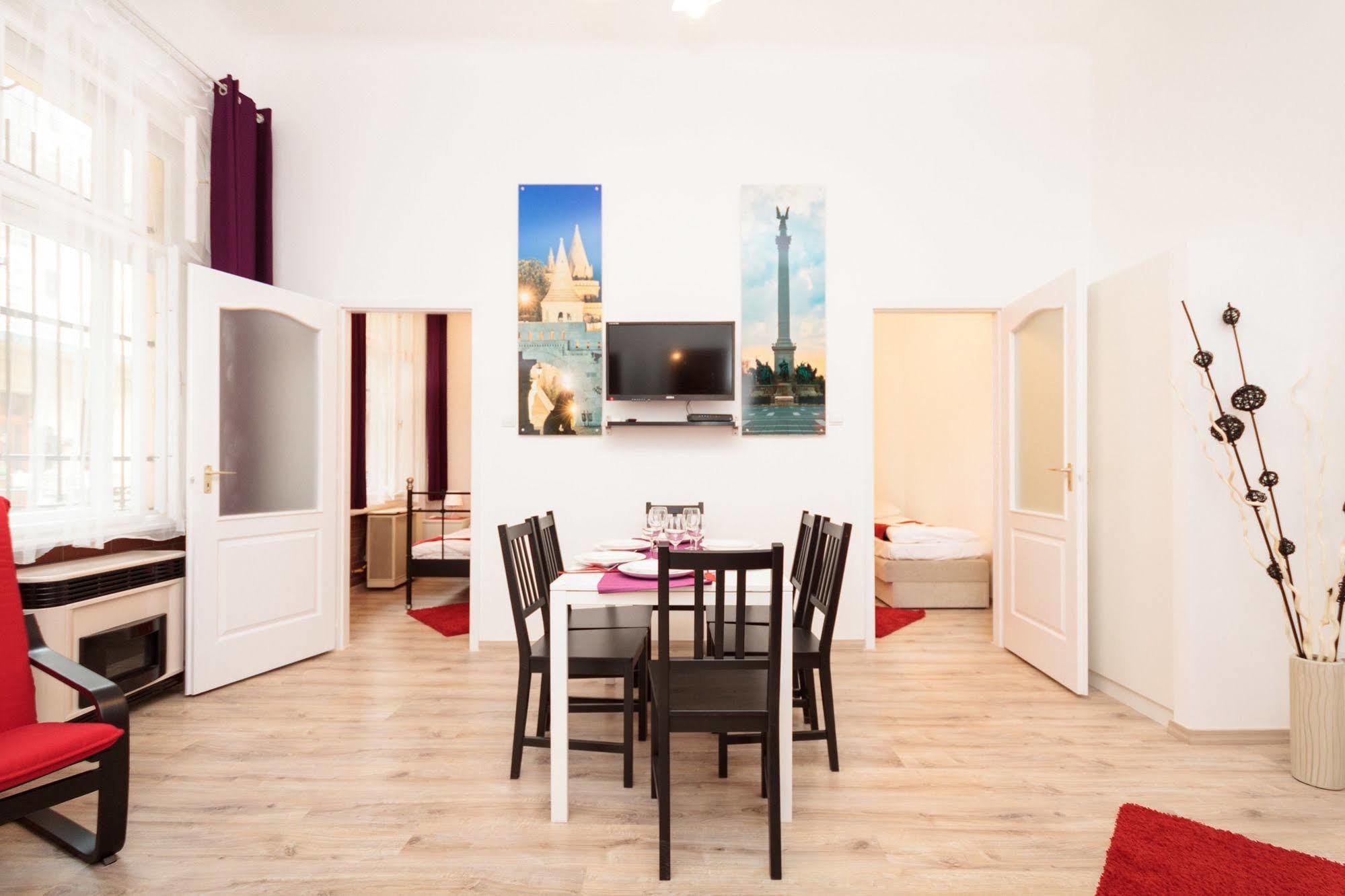 Like Home - City Center - Style Apartment Budapest Luaran gambar