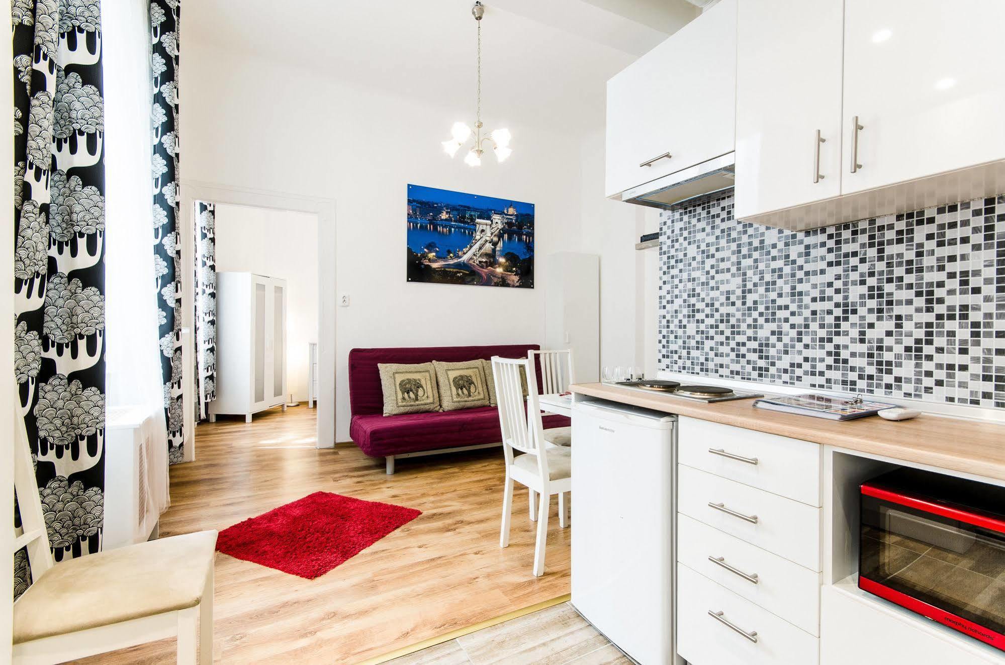 Like Home - City Center - Style Apartment Budapest Luaran gambar